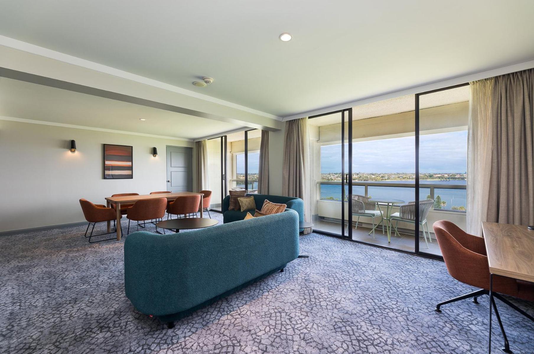 One-Bedroom Suite with River view - Top Floor